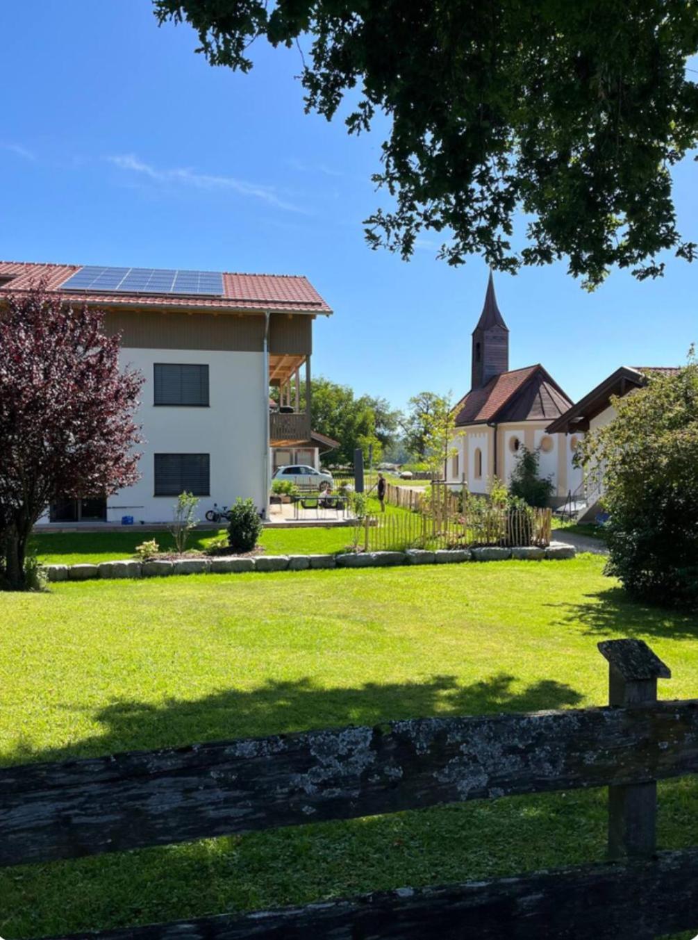 Chiemgauloft , 5 Sterne Ferienwohnung Am Chiemsee Übersee المظهر الخارجي الصورة