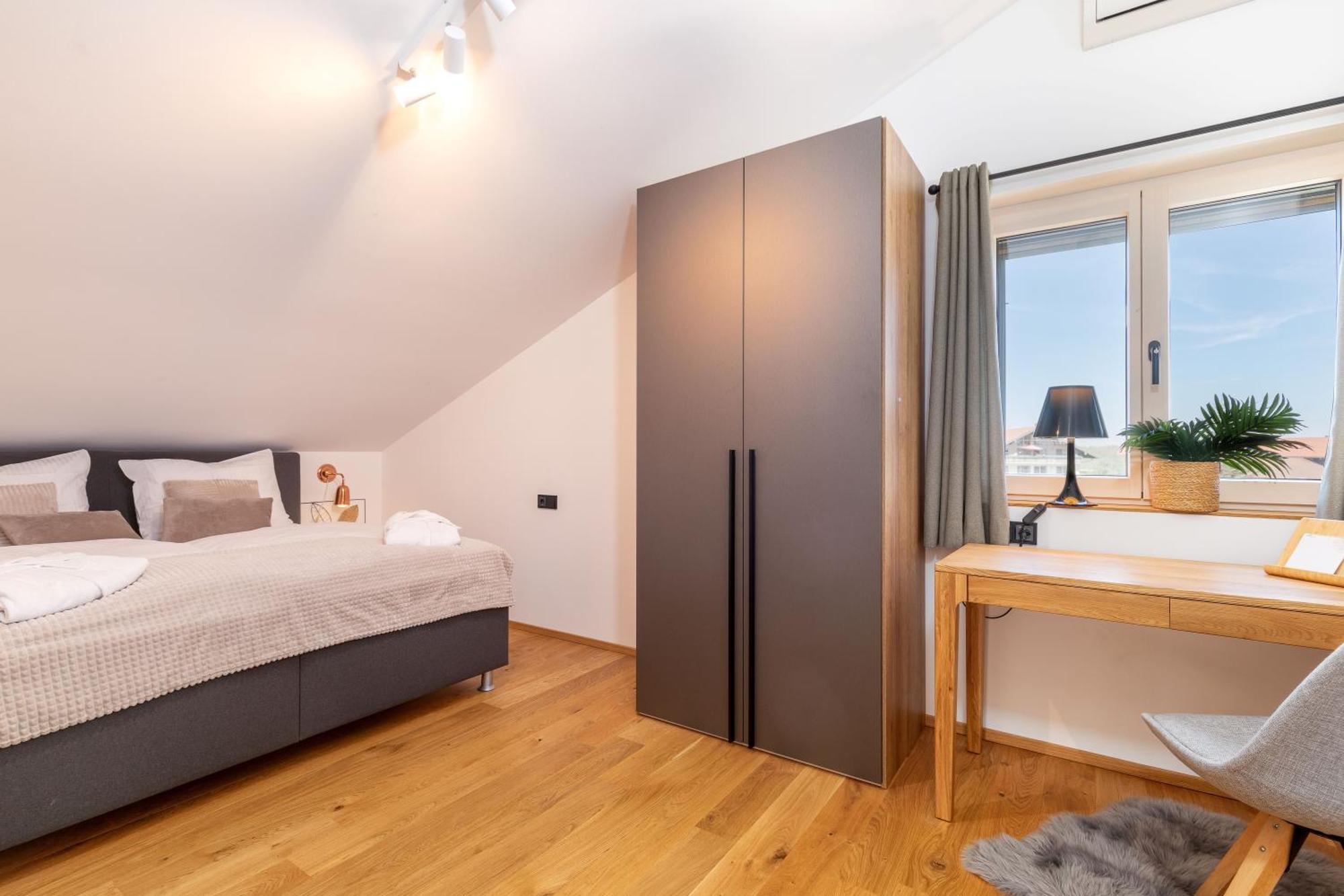 Chiemgauloft , 5 Sterne Ferienwohnung Am Chiemsee Übersee المظهر الخارجي الصورة